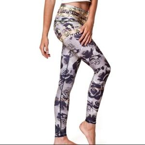 Desert Rose Teeki Leggings XS